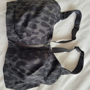 Victoria's Secret Knockout Bra 34DDD